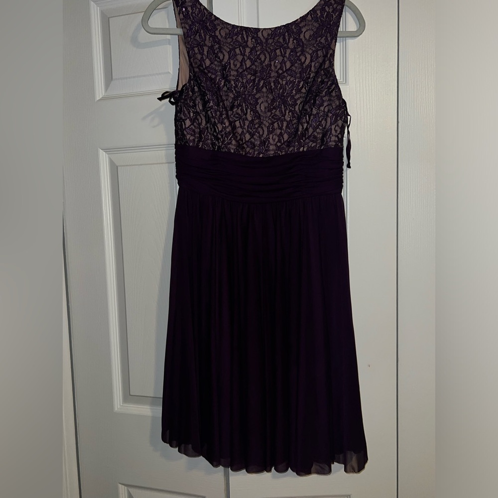 Midi flowy purple dress with lace top